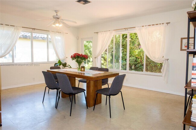 Building Photo - 629 Bird Rd