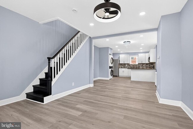 Foto del edificio - 167 W Albanus St