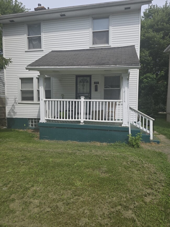 Building Photo - 458 S Kilmer St