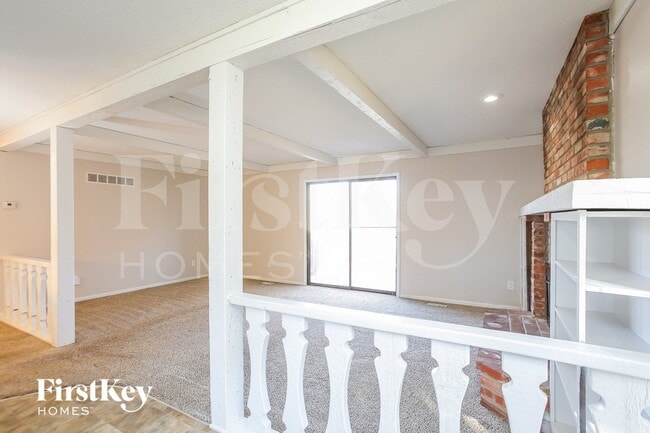 Foto del edificio - 11008 E 83rd St