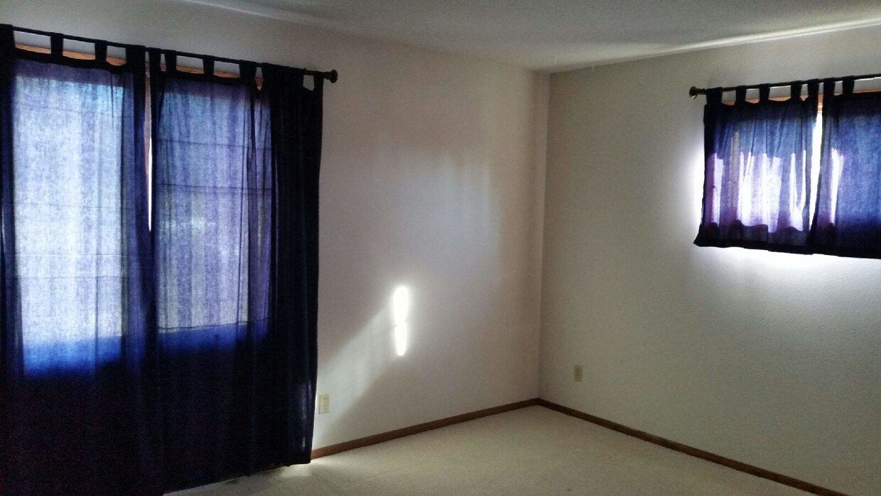 514 W Woodland Ave, Ottumwa, IA 52501 Apartments in Ottumwa, IA