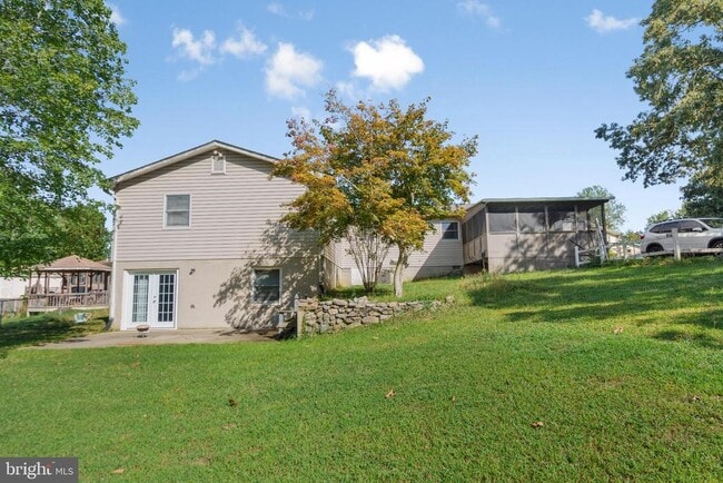 Building Photo - 38426 Laurel Ridge Ct