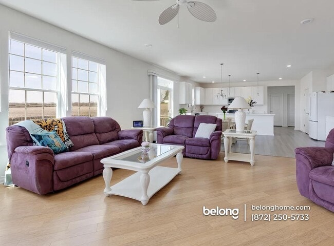 Building Photo - 1812 Empress Dr