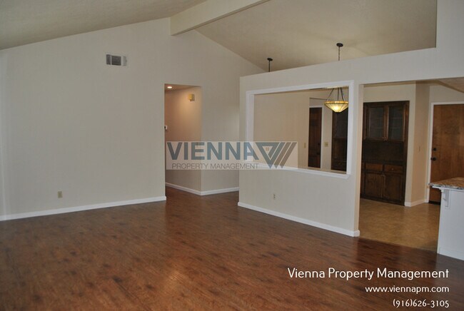 Building Photo - Beautiful House in Rocklin!
