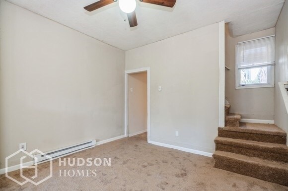 Building Photo - AVAILABLE NOW! - 202 W Pine St, Mahanoy Ci...