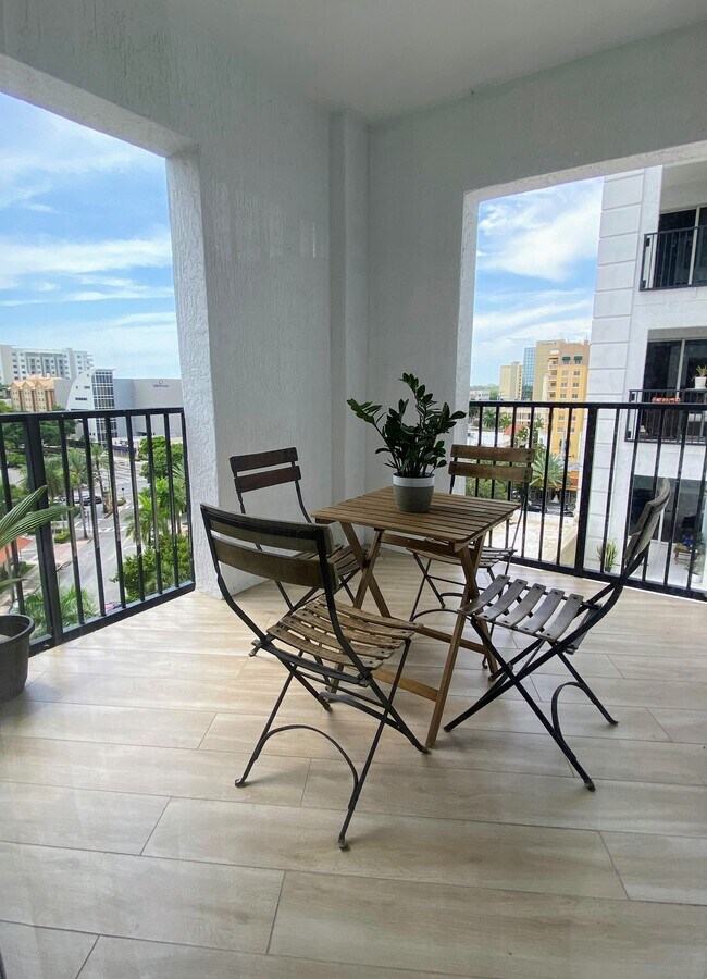Balcony (off dining room) - 10 Aragon Ave