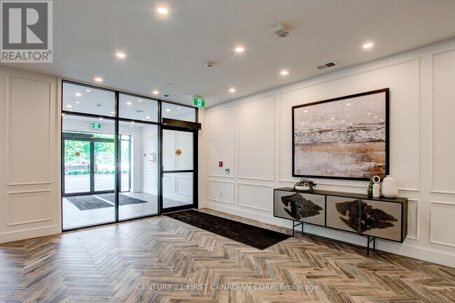 Photo du bâtiment - 480-480 Callaway Rd