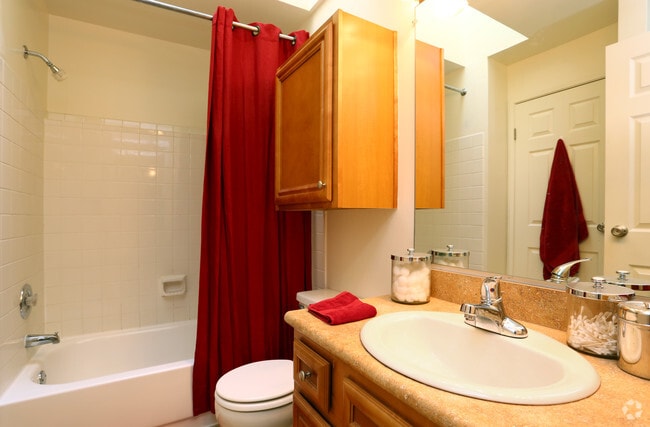 Interior Photo - Waterford Place Apartments