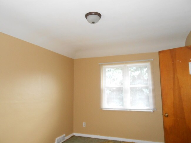 Building Photo - 2901 Gunckel Blvd