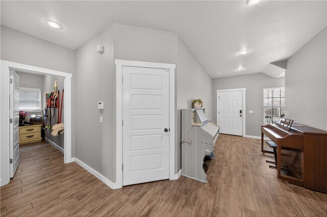 Foto del edificio - 396 N Torc Ln