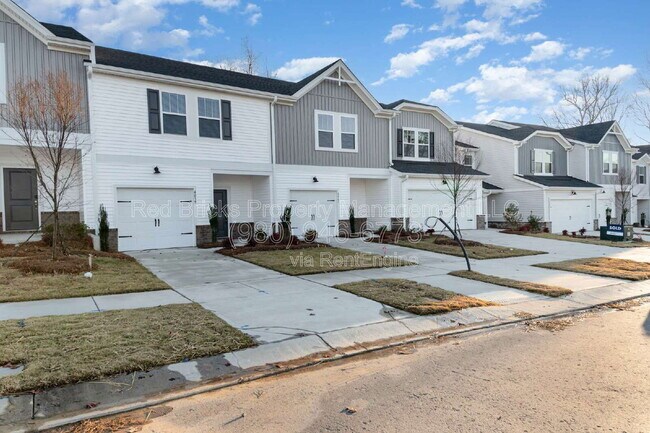 Building Photo - 4039 Summit Hills Dr