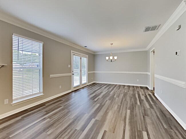 Foto del edificio - 8309 Woodford Bridge Dr