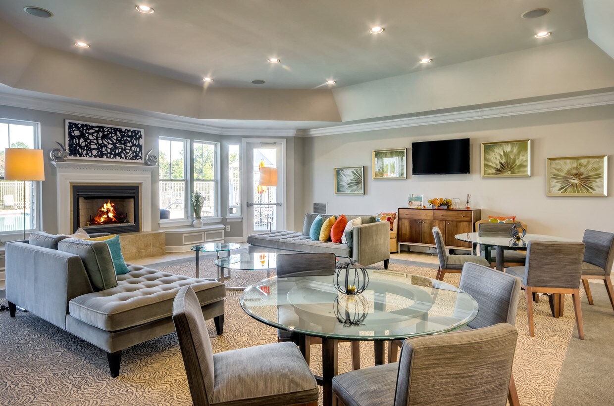 The Point at Manassas Apartments Manassas, VA