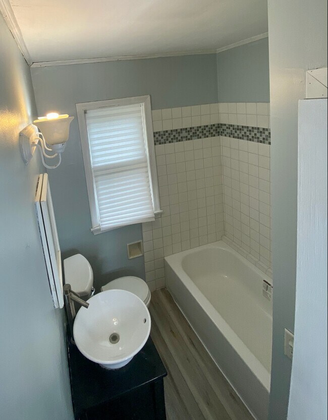 Foto del edificio - 1287 Farrington St