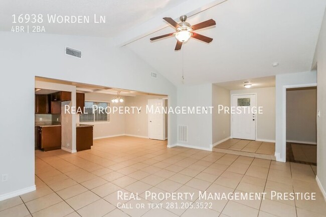 Foto del edificio - 16938 Worden Ln