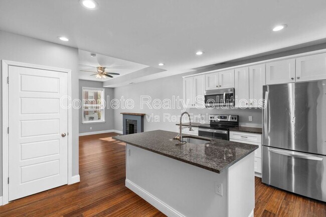 Foto del edificio - 3466 S Spring Ave