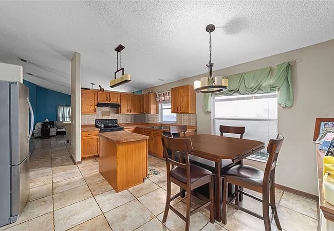 Building Photo - 4556 Aguila Pl