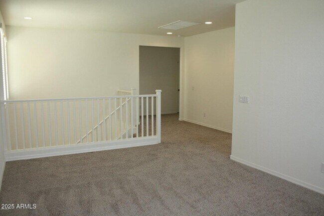 Foto del edificio - 2319 E Harwell Rd