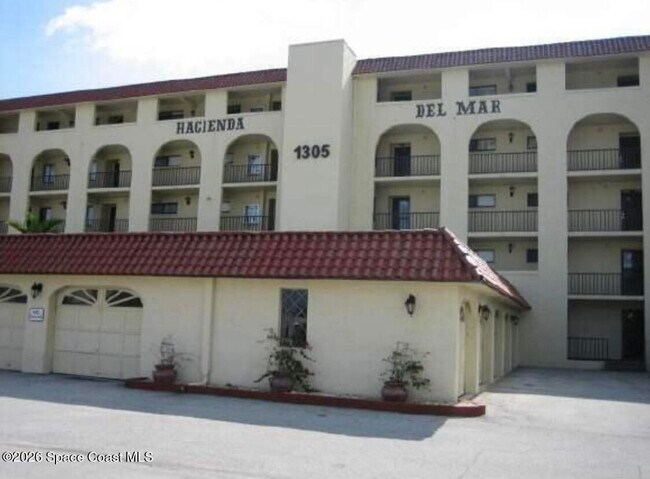 Building Photo - 1305 S Atlantic Ave