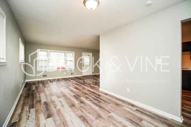 Building Photo - 1374 Byron Ave