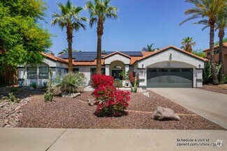 Building Photo - 5636 E Paradise Ln