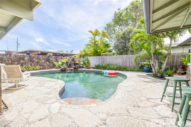 Building Photo - 337 N Kainalu Dr