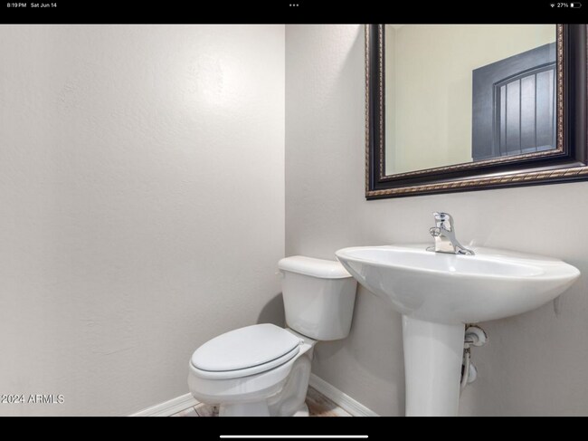 Foto del edificio - 17754 W Banff Ln