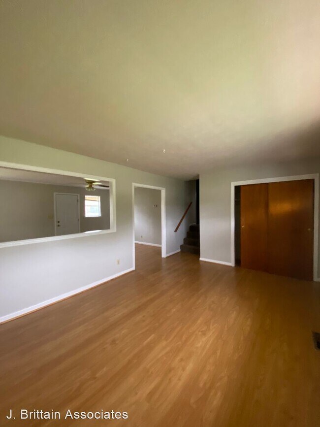 Building Photo - 3 br, 2 bath House - 1440 Taylors Chapel Road