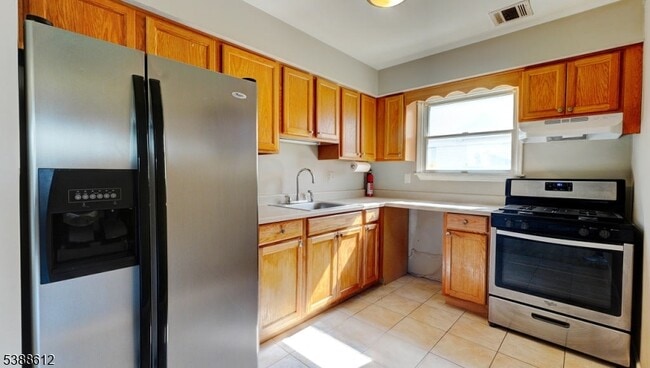 Foto del edificio - 591 Cherry St