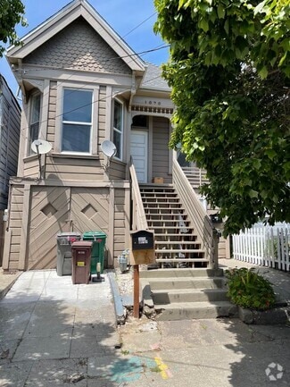 Building Photo - 1070 54th St
