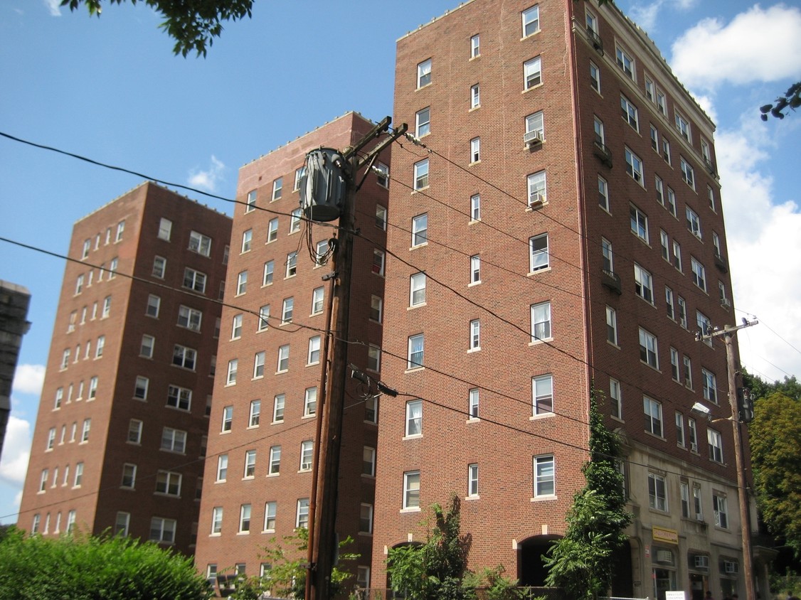 Building Photo - Trinity Apartments