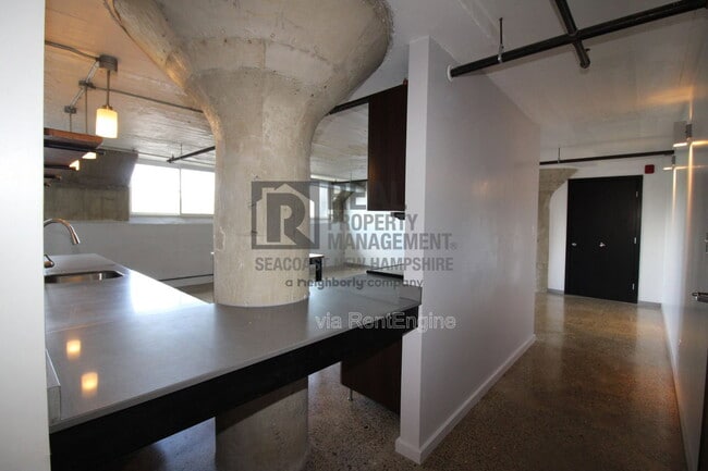 Foto del edificio - 710 Main St
