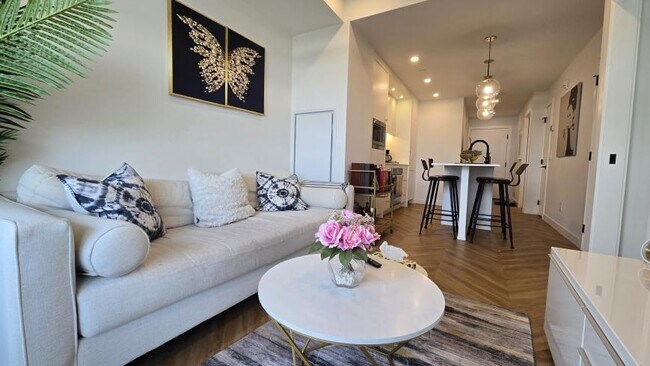 Photo du bâtiment - 2.0 bedroom in Calgary Alberta T3H 6B5