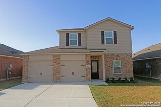 Building Photo - 12830 Cedarcreek Trl