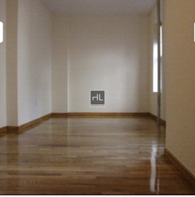 Building Photo - PRINCE ST.