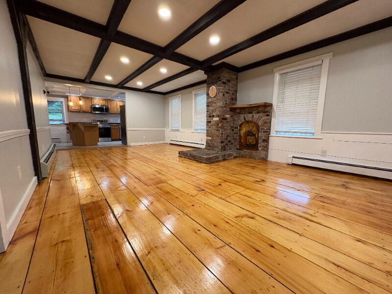Foto principal - 84 Quinapoxet St