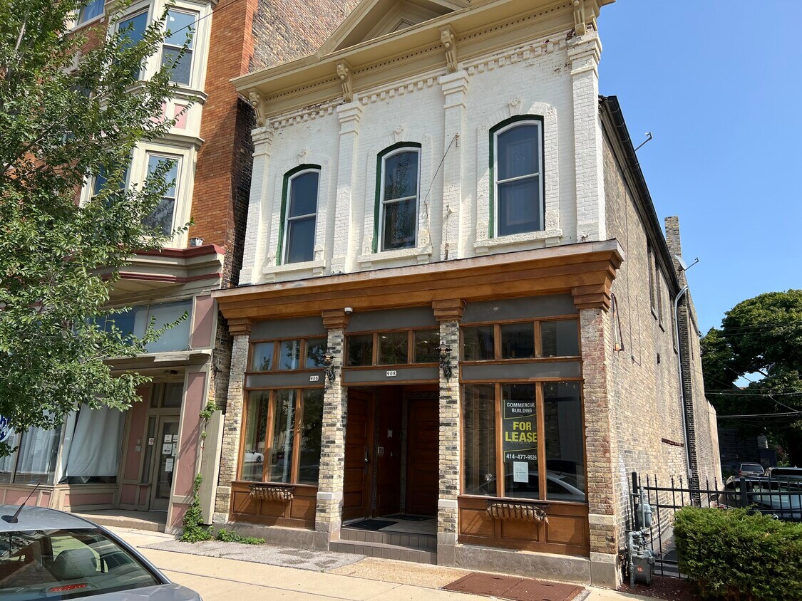 Primary Photo - 906 S 5th St