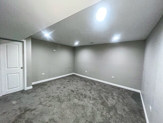 Photo - 7819 S Morgan St Apartment