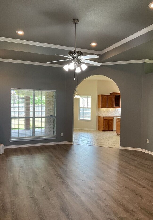 Foto del edificio - NEW IN MANAGEMENT - COMING SOON!