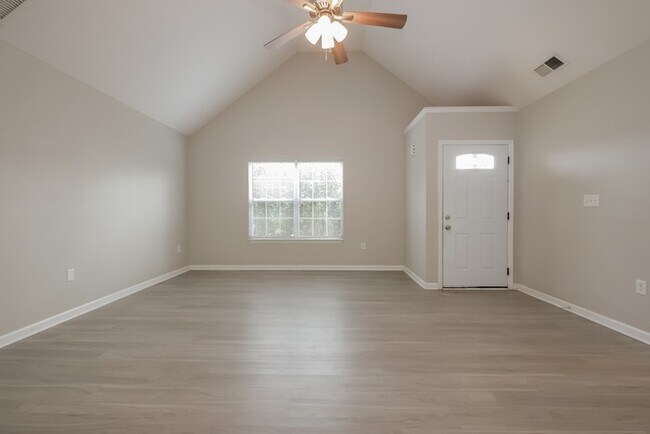 Foto del edificio - Cozy 3 Bedroom Home