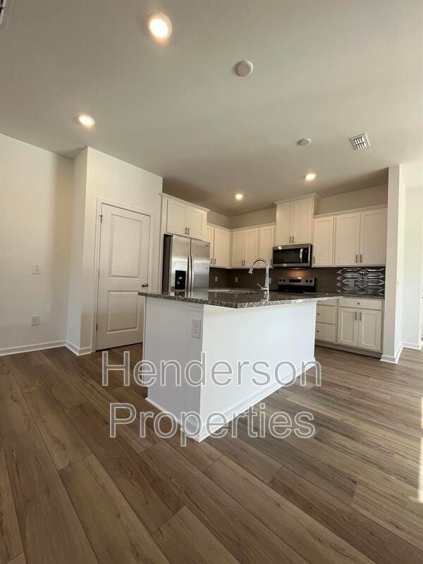 Building Photo - 2018 Cobble Ct