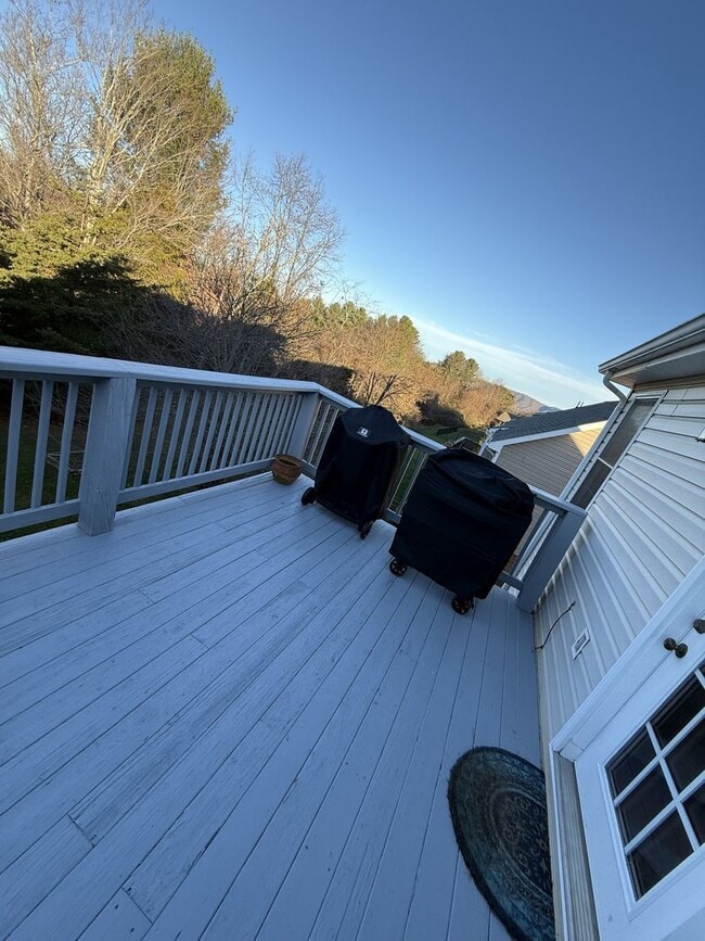 Photo - 307 Heartwood Crossing House