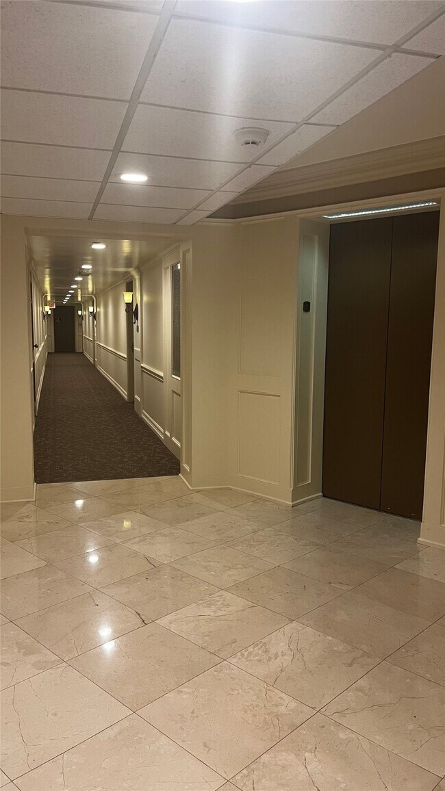 Foto del edificio - 3525 Sage Rd