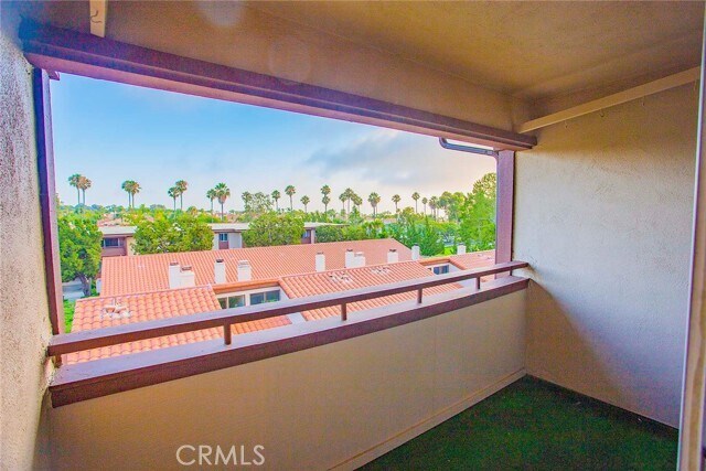 Foto del edificio - 5937 Armaga Spring Rd