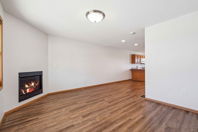 Building Photo - Westgate Residence Townhomes