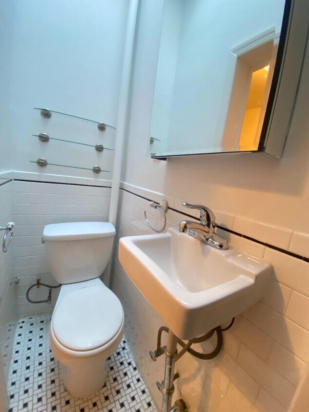 Foto del edificio - 0 bedroom in New York NY 10023
