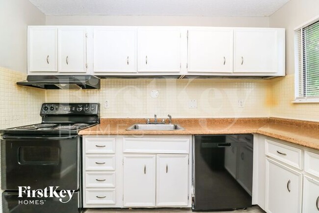 Foto del edificio - 2489 Millvalley Dr