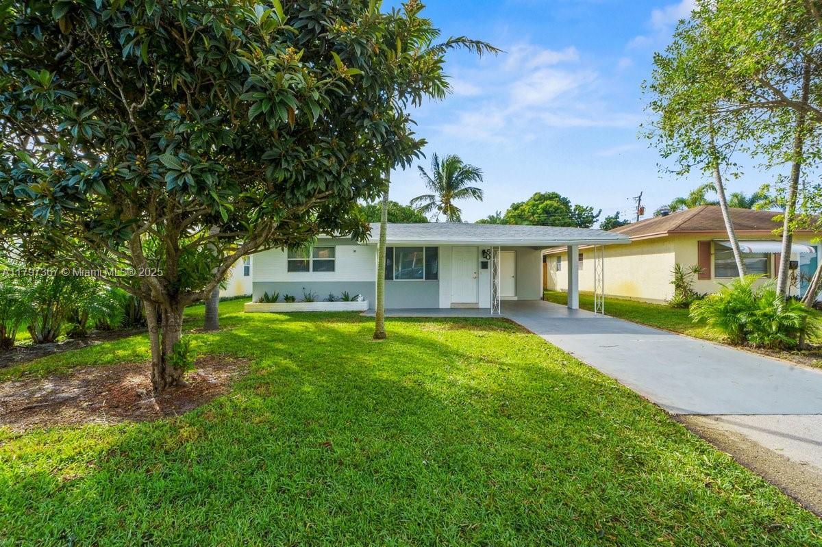 Foto principal - 50 NE 45th Ct