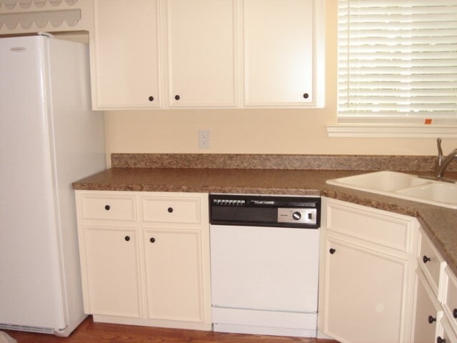 Foto del edificio - 633 Harvard St