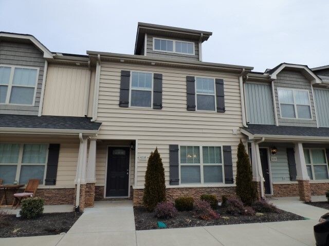 Primary Photo - 3BR/2.5B in Puckett Downs